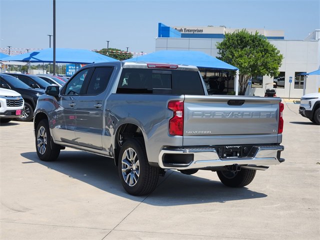 2026 Chevrolet Silverado 1500 LT photo 3
