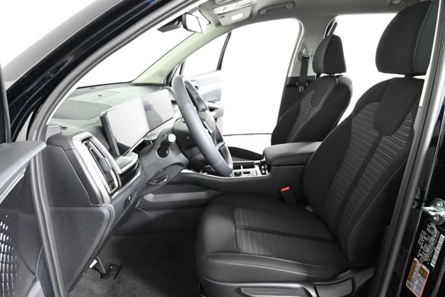 2026 Kia Sorento S photo 16