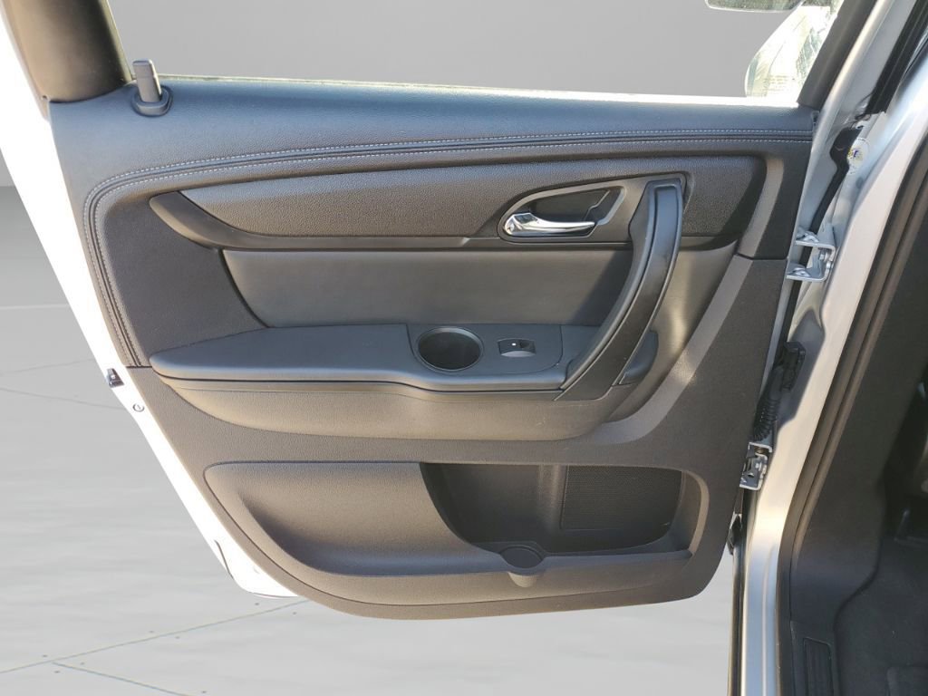 2013 Chevrolet Traverse 2LT photo 14