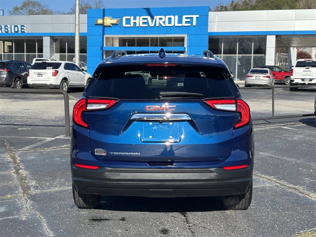 2022 Gmc Terrain SLE photo 4