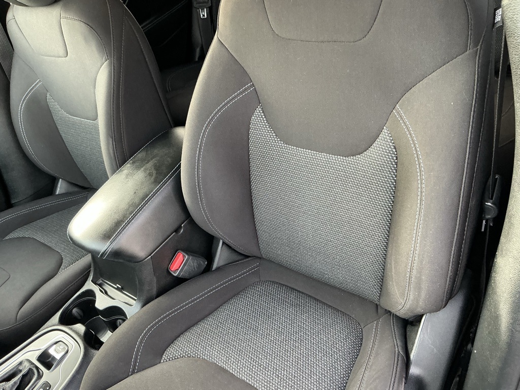 2019 Jeep Cherokee Latitude photo 56