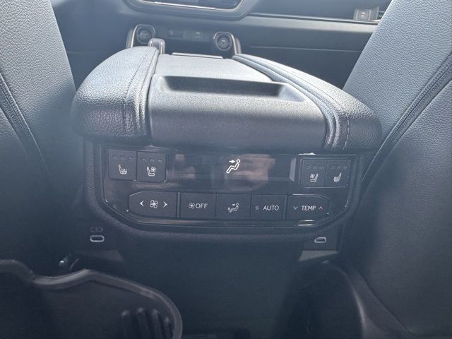 2026 Toyota Grand Highlander Limited photo 13