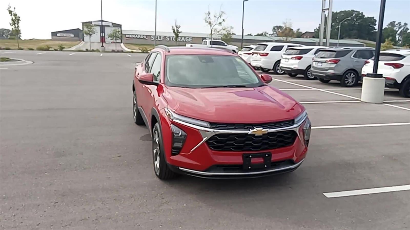 2026 Chevrolet Trax LT photo 3