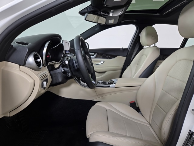 2018 Mercedes Benz C 300 4MATIC photo 12