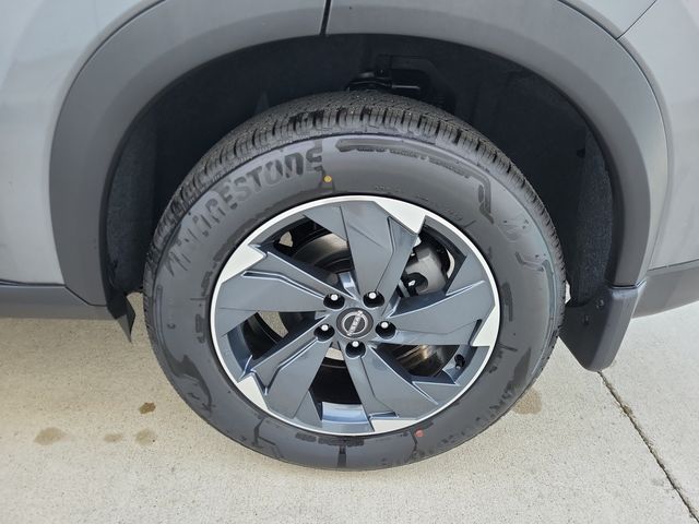 2026 Nissan Rogue SV photo 28