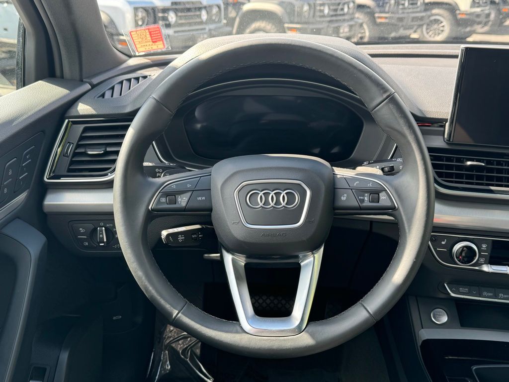 2025 Audi Q5 S line Premium photo 11
