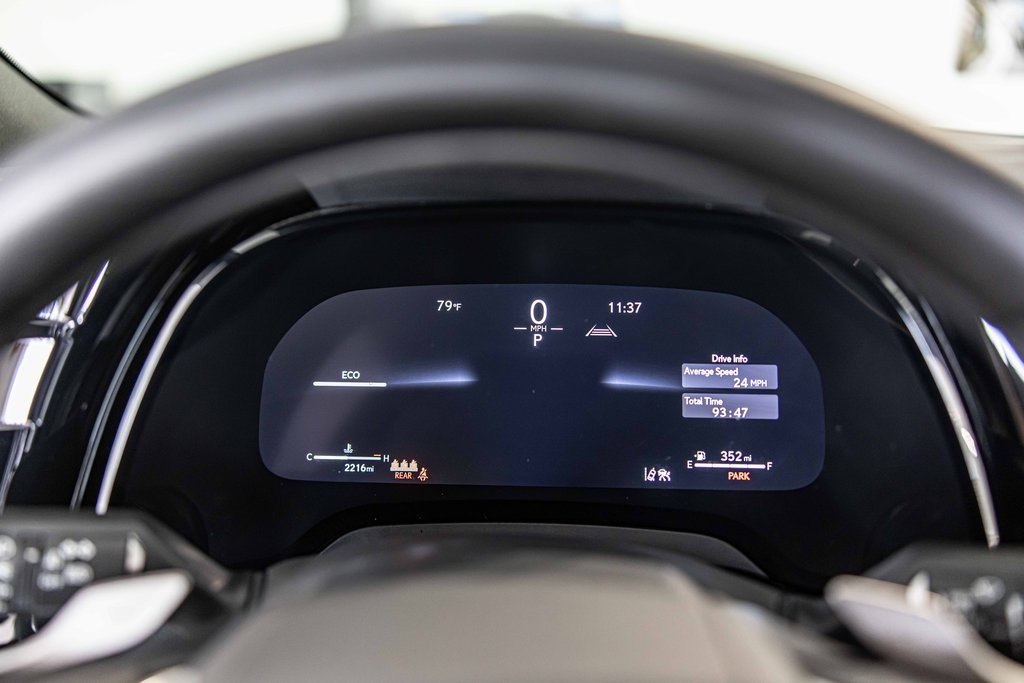 2025 LEXUS RX - Image 24