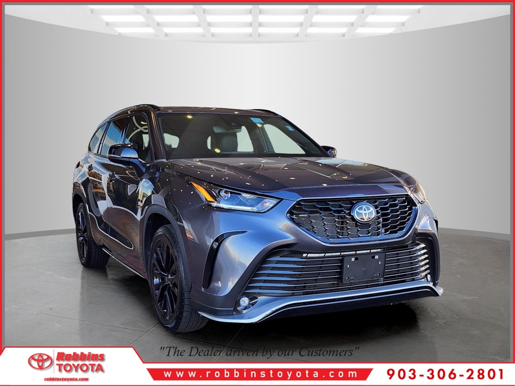 2023 Toyota Highlander XSE's photo