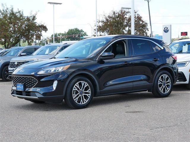 2020 Ford Escape SEL photo 2