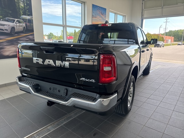 2025 Ram 1500 Big Horn Lone Star photo 3
