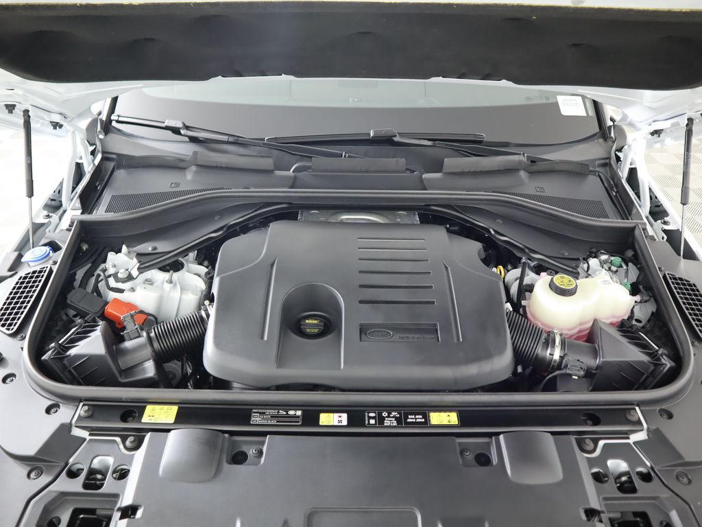 2025 Land Rover Range Rover Sport SE photo 29