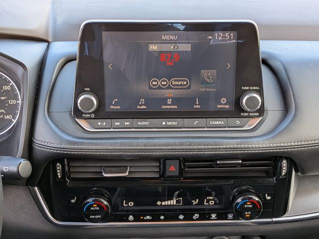 2021 Nissan Rogue SV photo 14