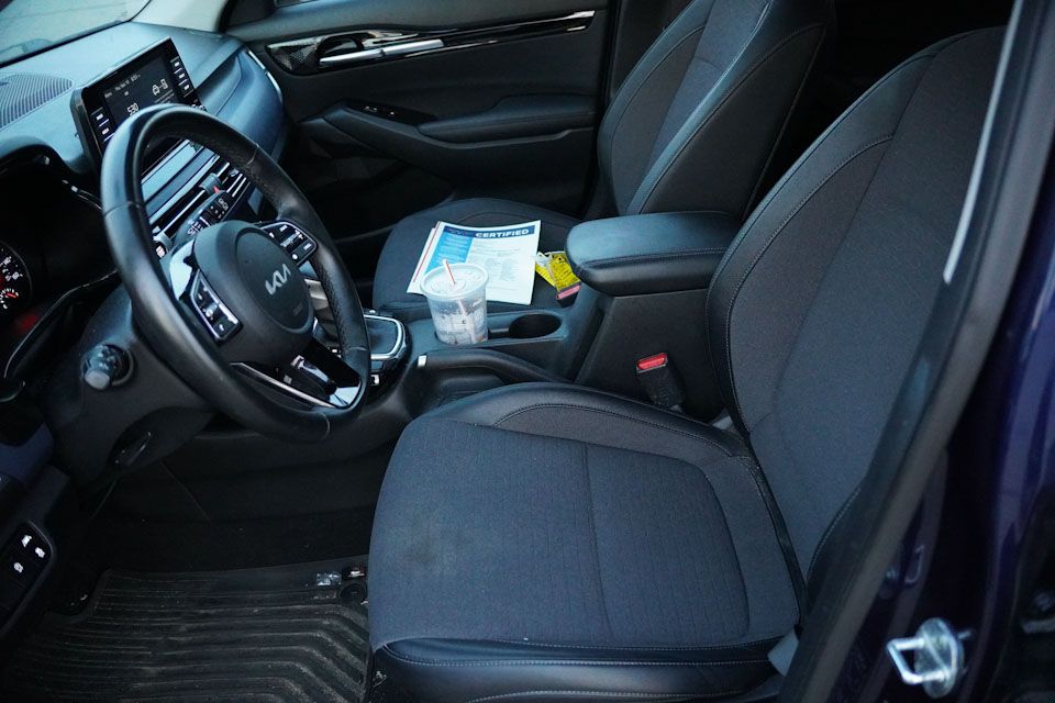 2023 Kia Seltos S photo 4