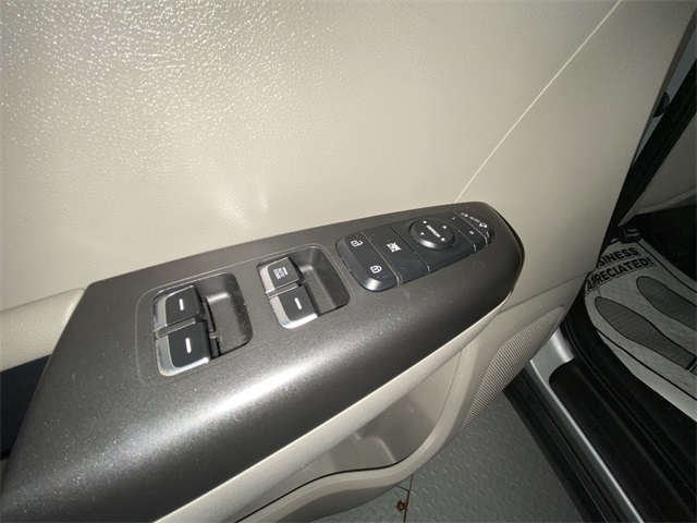 2020 Kia Sportage LX photo 13