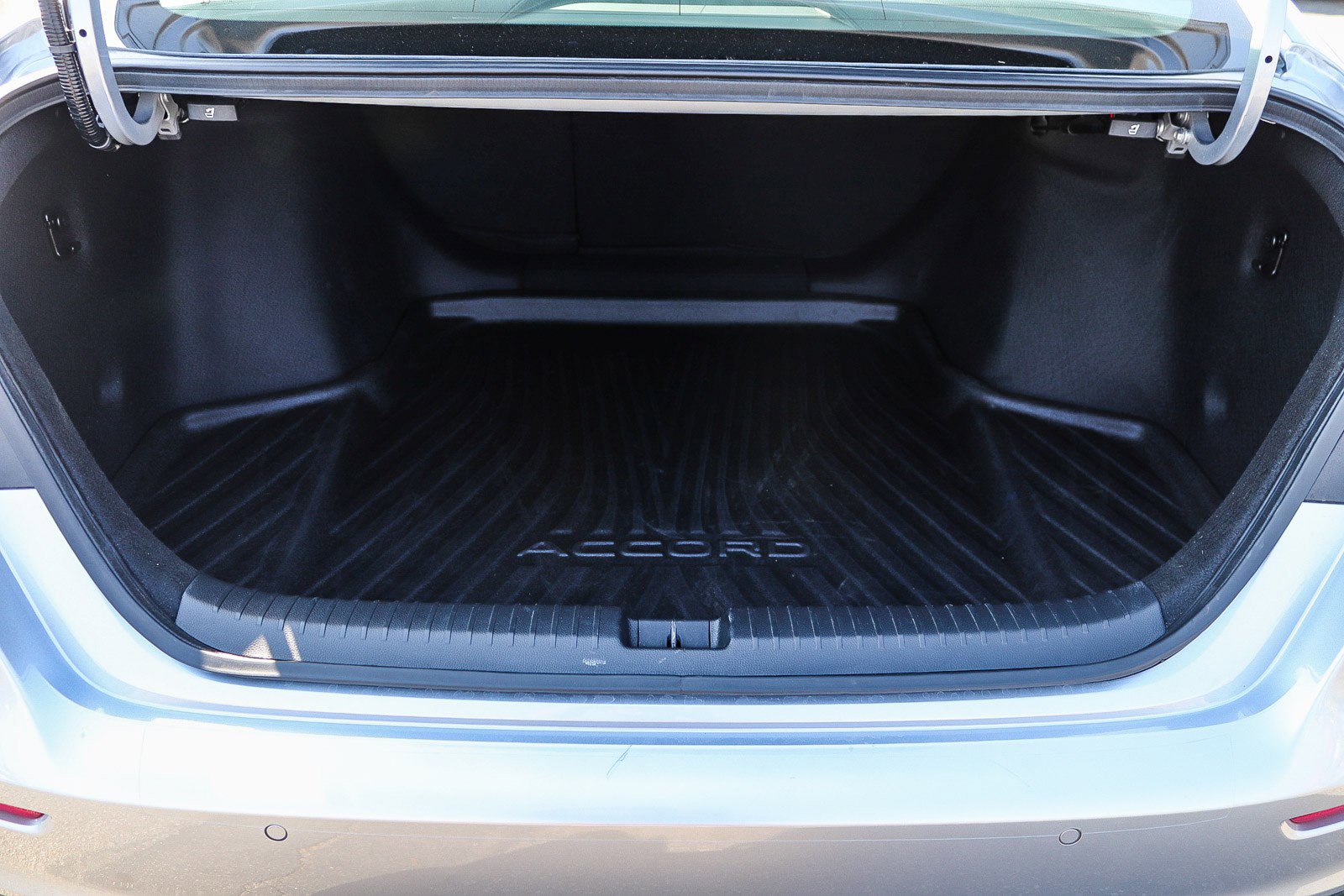2024 Honda Accord Hybrid EX-L photo 12