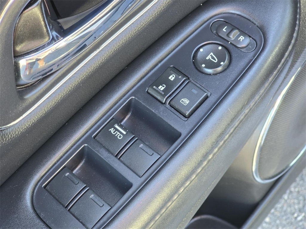 2019 Honda HR-V EX-L photo 23