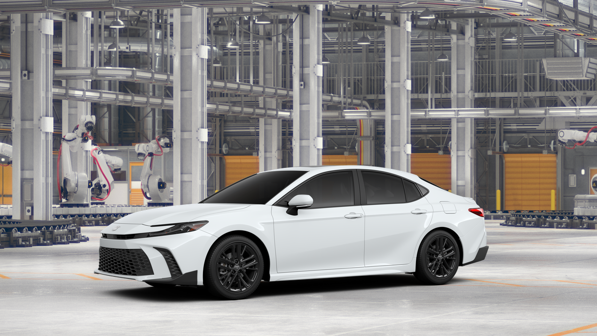 2025 Toyota Camry SE photo 2