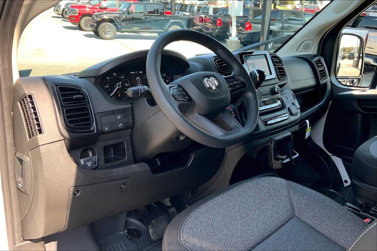 2026 Ram ProMaster 1500 photo 5