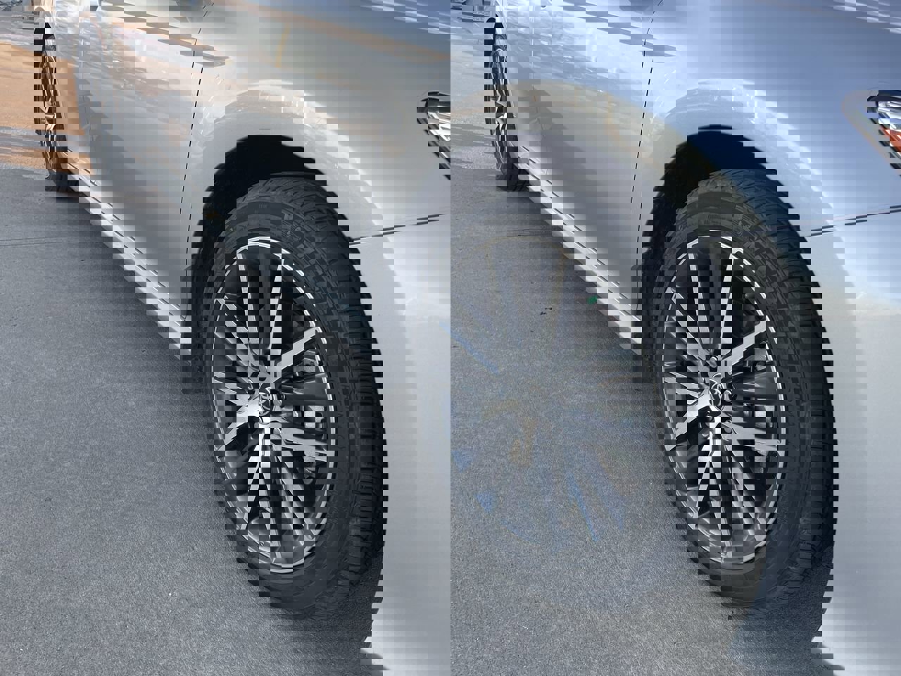 Used 2022 Toyota Camry XLE with VIN 4T1F31AK5NU585564 for sale in Kansas City