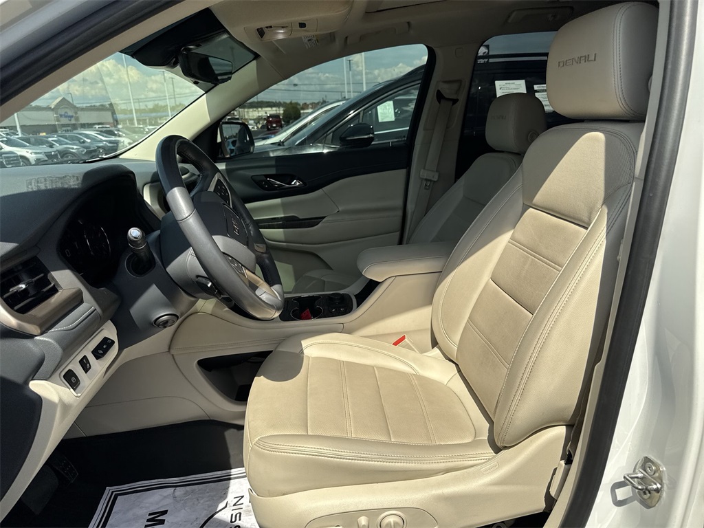 2021 Gmc Acadia Denali photo 17