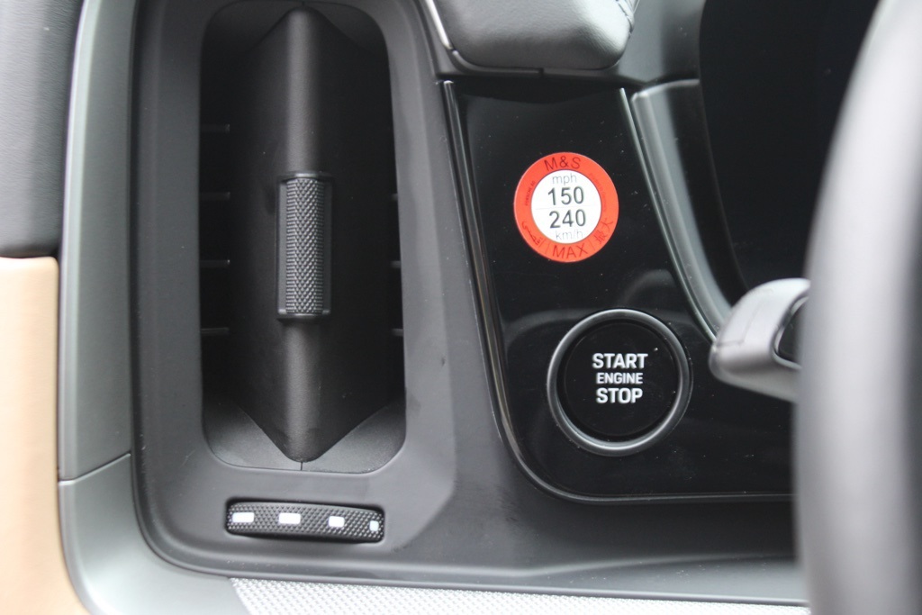 2025 Porsche Cayenne Coupe Base photo 21