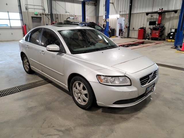 2009 Volvo S40 2.4i's photo