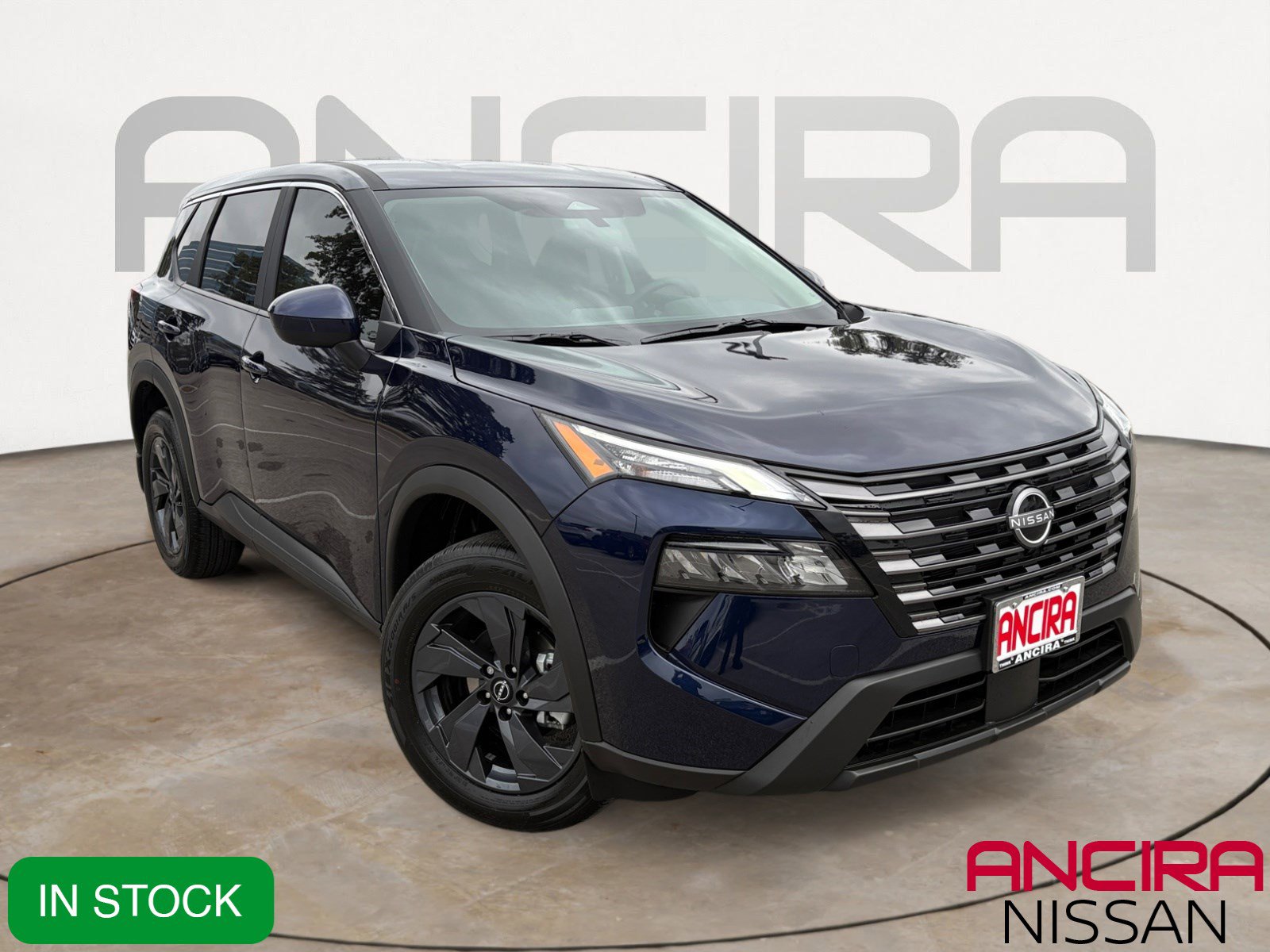 2026 Nissan Rogue SV's photo
