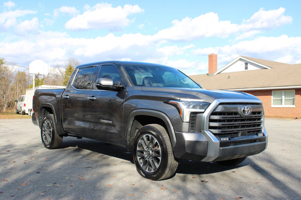 2022 Toyota Tundra Limited photo 4