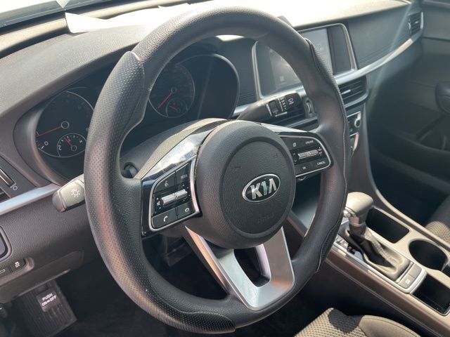 2020 Kia Optima LX photo 14