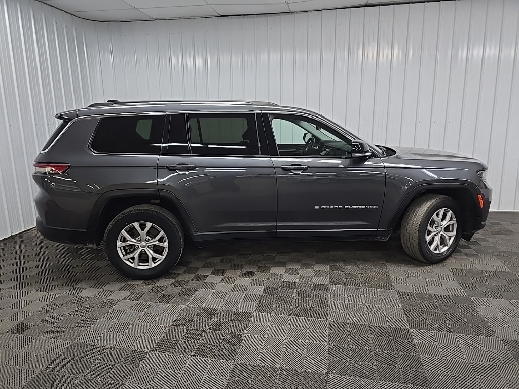 2021 Jeep Grand Cherokee Limited photo 2