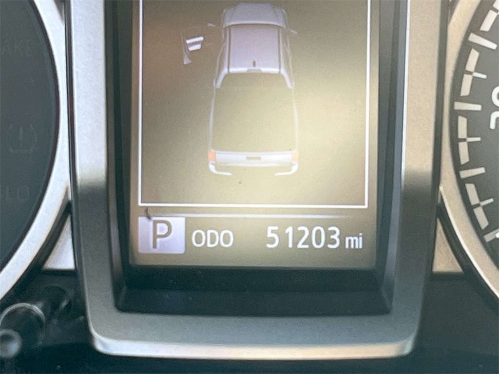 2021 Toyota Tacoma SR5 photo 12