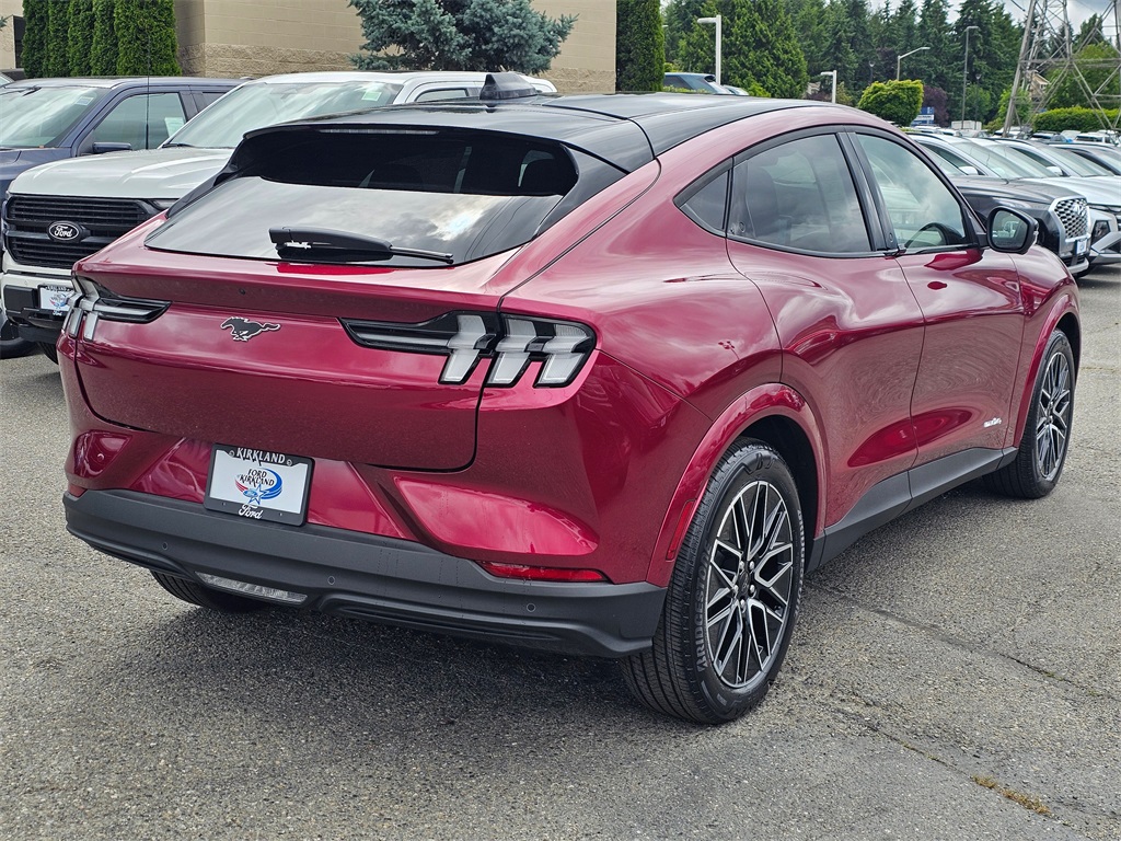 2025 Ford Mustang Mach-E Premium photo 7