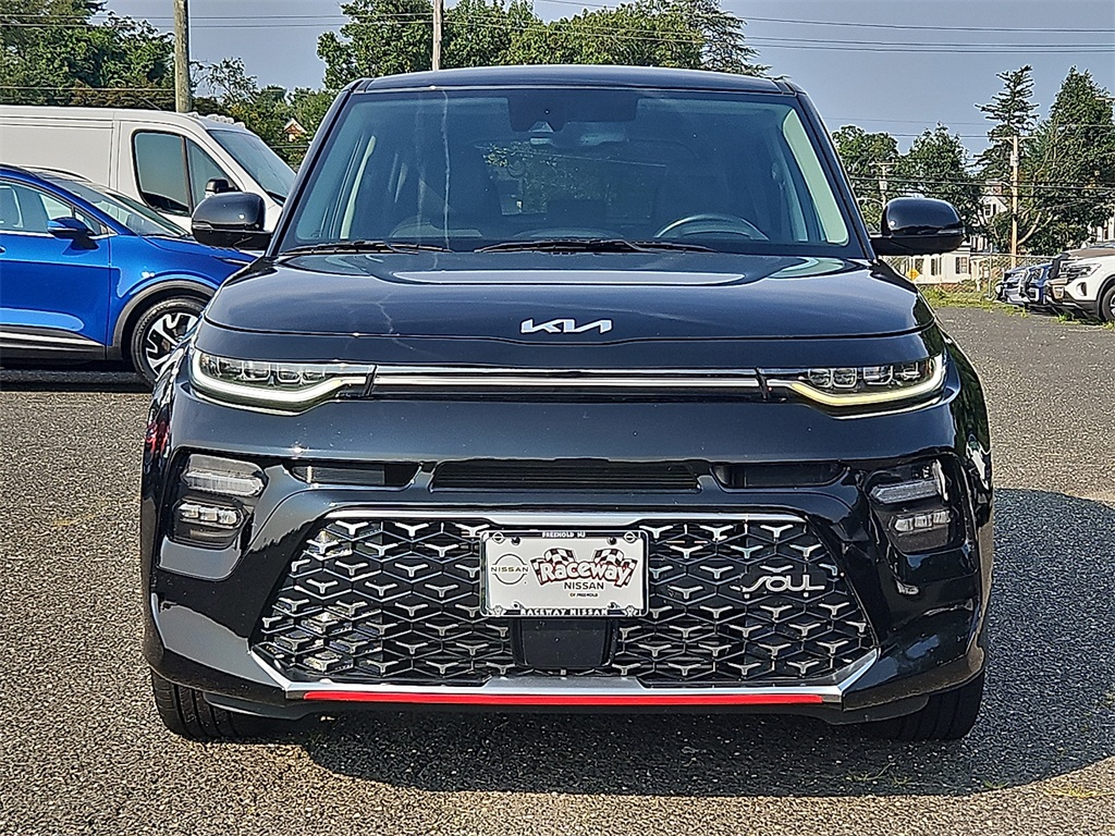 2022 Kia Soul GT-Line Turbo photo 2