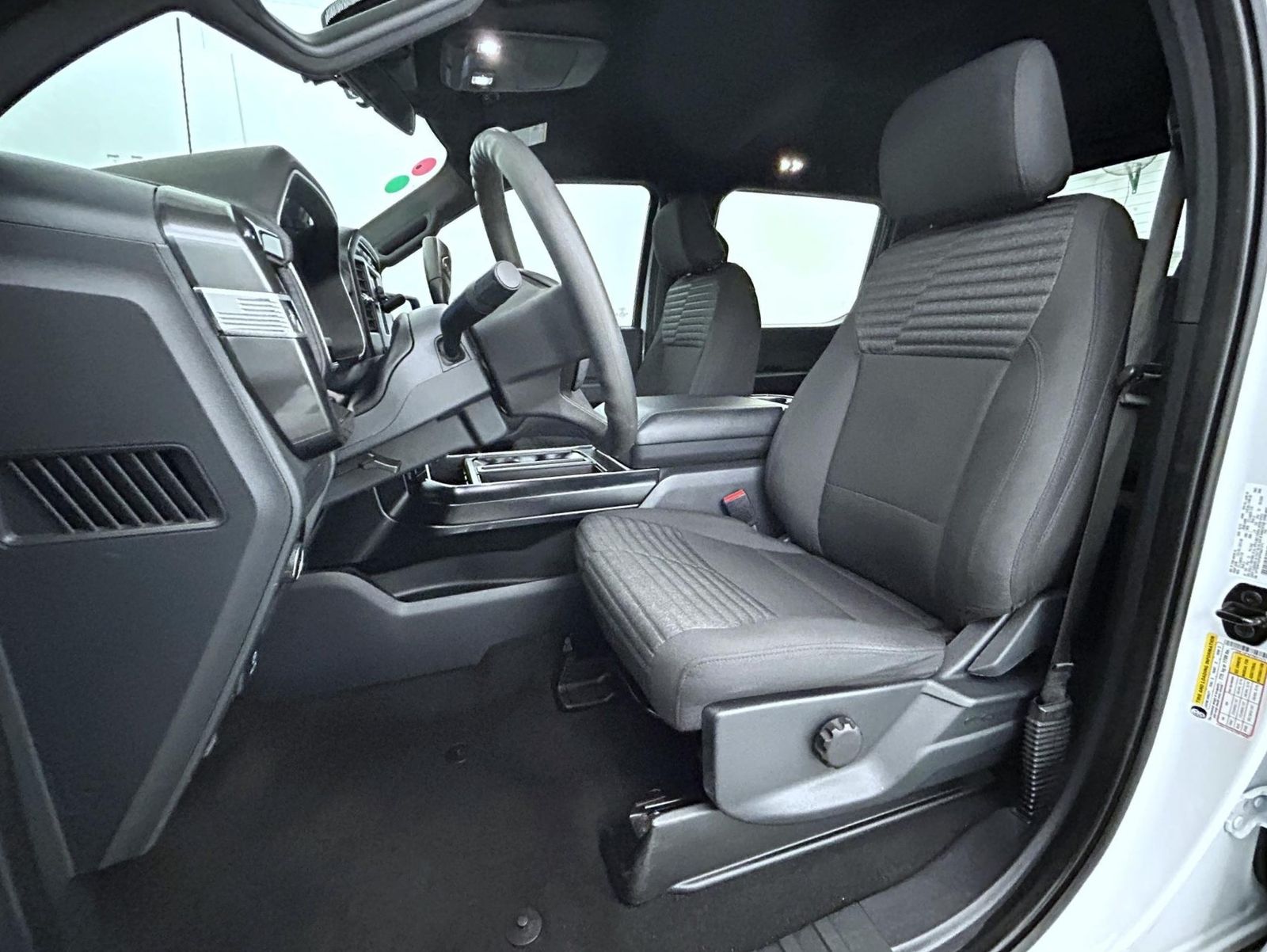 2023 Ford F-150 XL photo 9