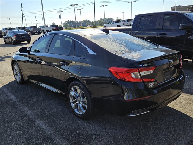 2018 Honda Accord LX photo 3