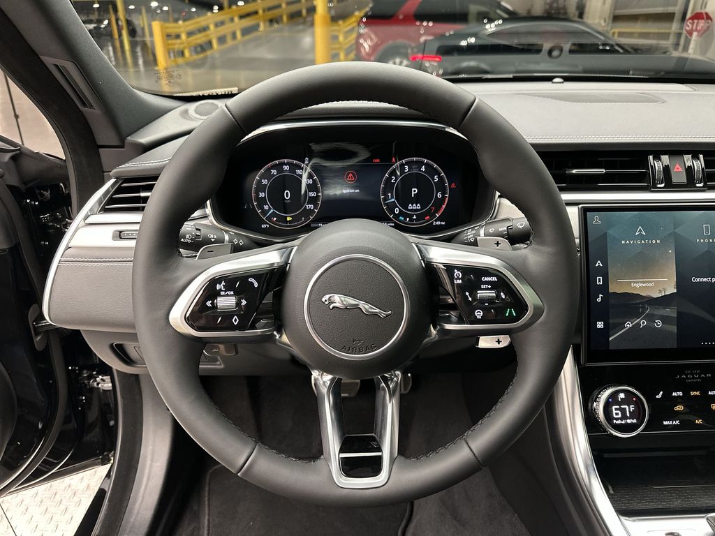 2024 Jaguar XF P300 R-Dynamic SE photo 18