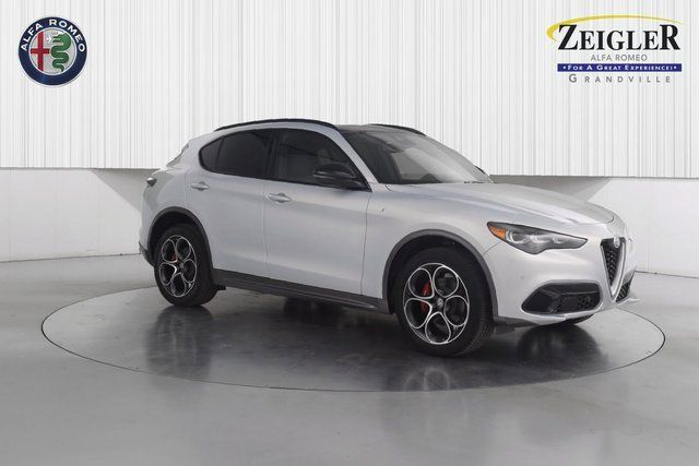 2024 Alfa Romeo Stelvio