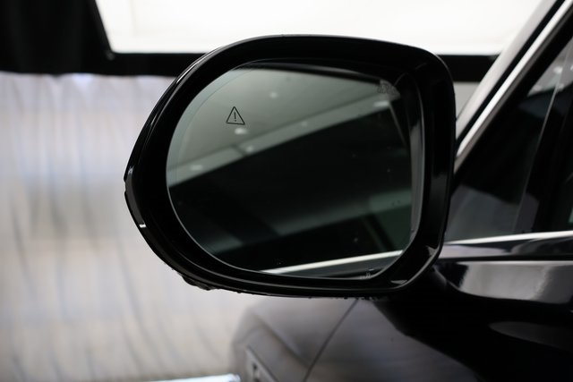 2025 Genesis GV80 2.5T Advanced AWD photo 4