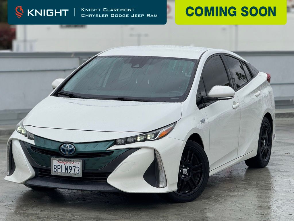 2020 Toyota Prius Prime XLE's photo