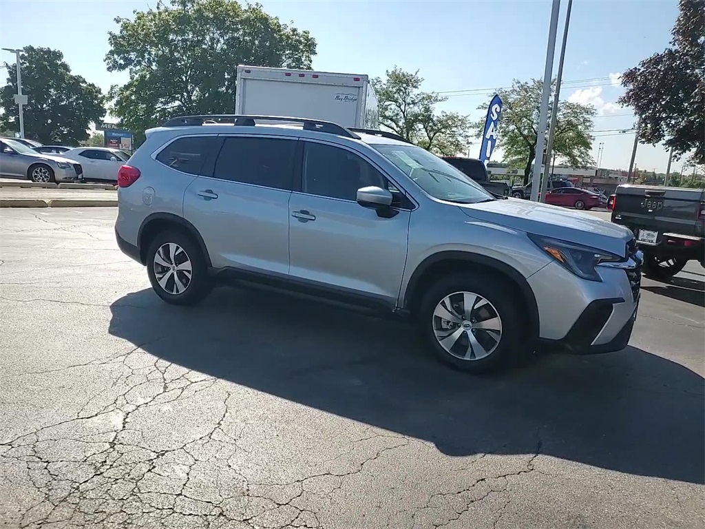 2024 Subaru Ascent Premium photo 5