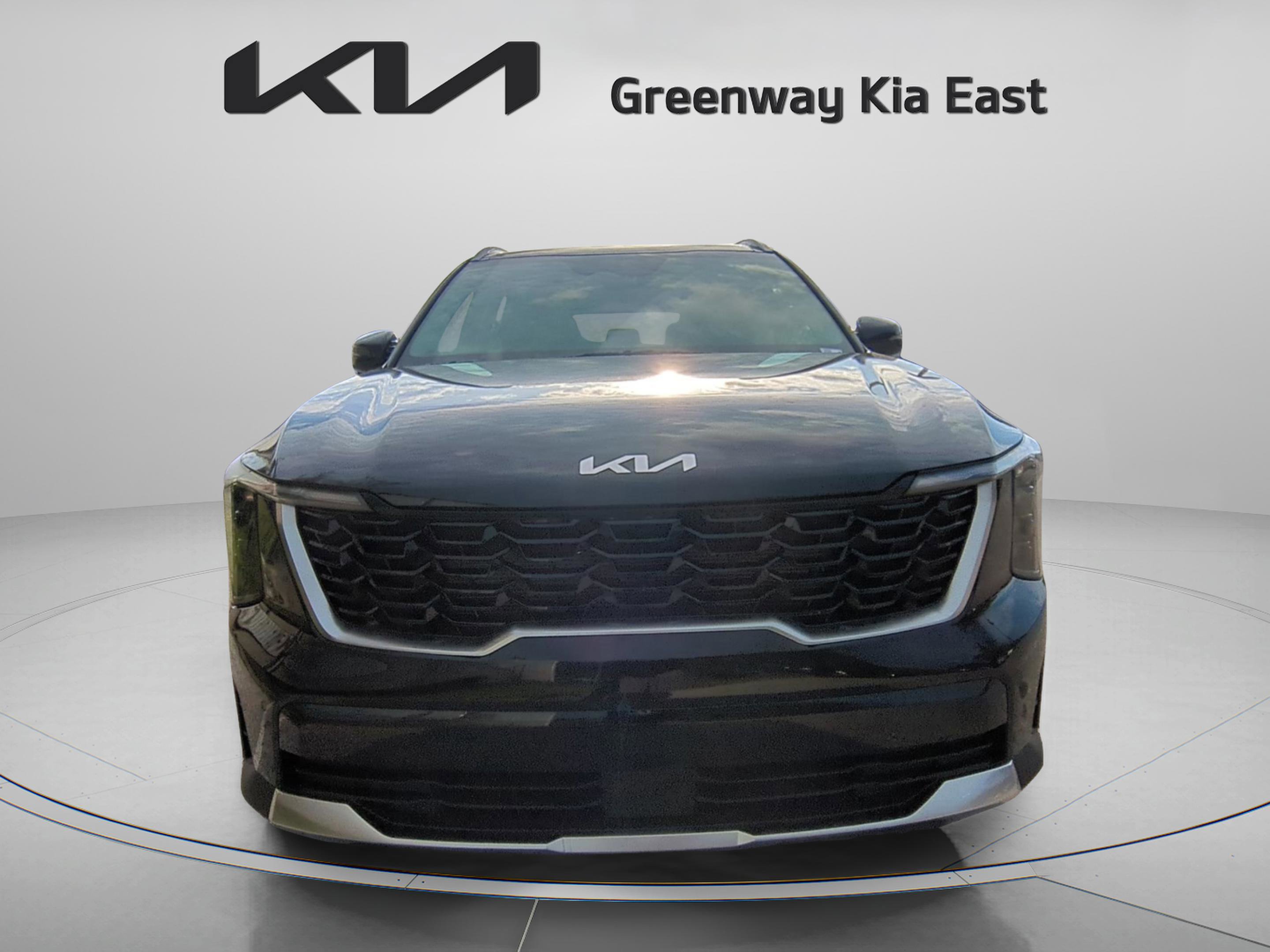 2025 Kia Sorento S photo 2