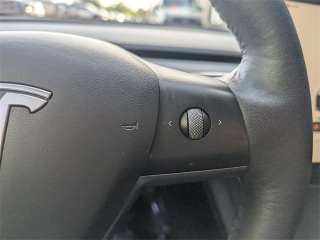 2022 Tesla Model 3 Long Range photo 21