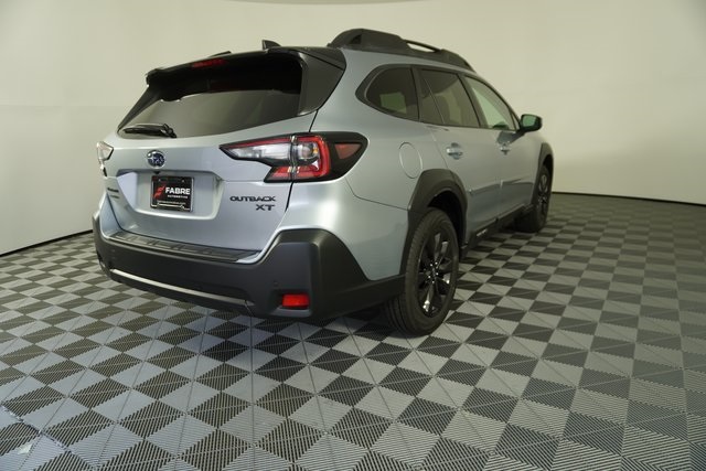 2025 Subaru Outback Onyx Edition XT photo 5