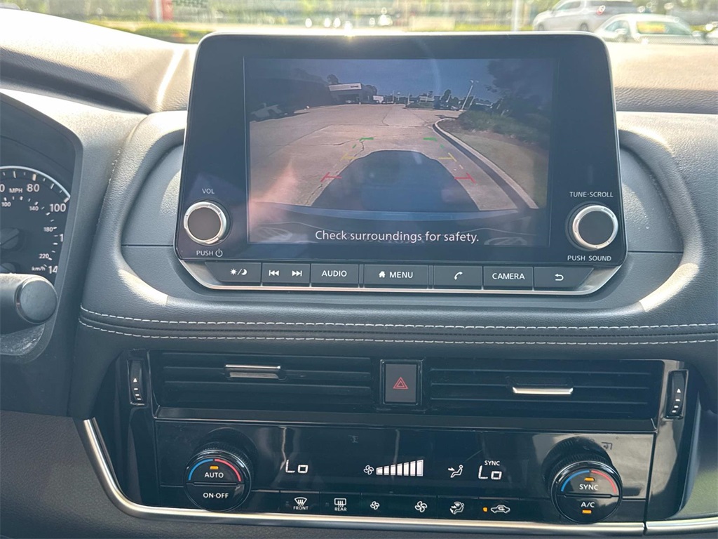 2023 Nissan Rogue SV photo 24