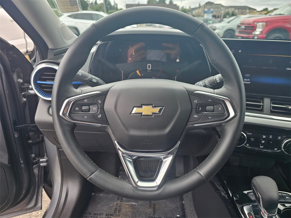 2024 Chevrolet Trax LT photo 24