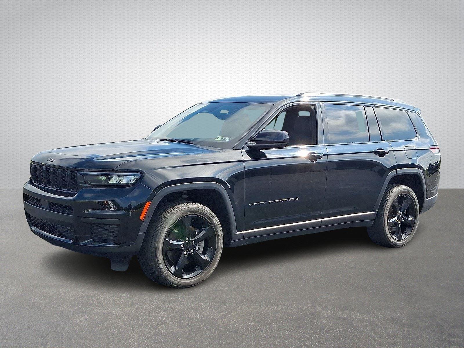 2023 Jeep Grand Cherokee Altitude photo 3