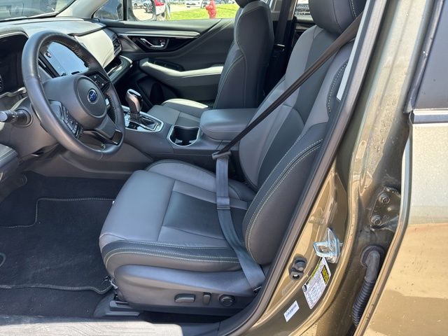 2024 Subaru Outback Onyx Edition photo 4