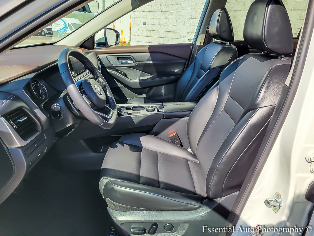 2023 NISSAN ROGUE - Image 8