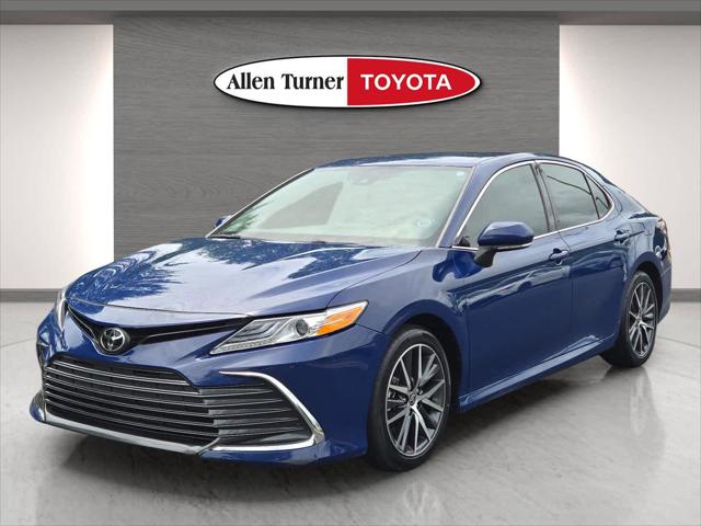 2024 Toyota Camry XLE photo 3