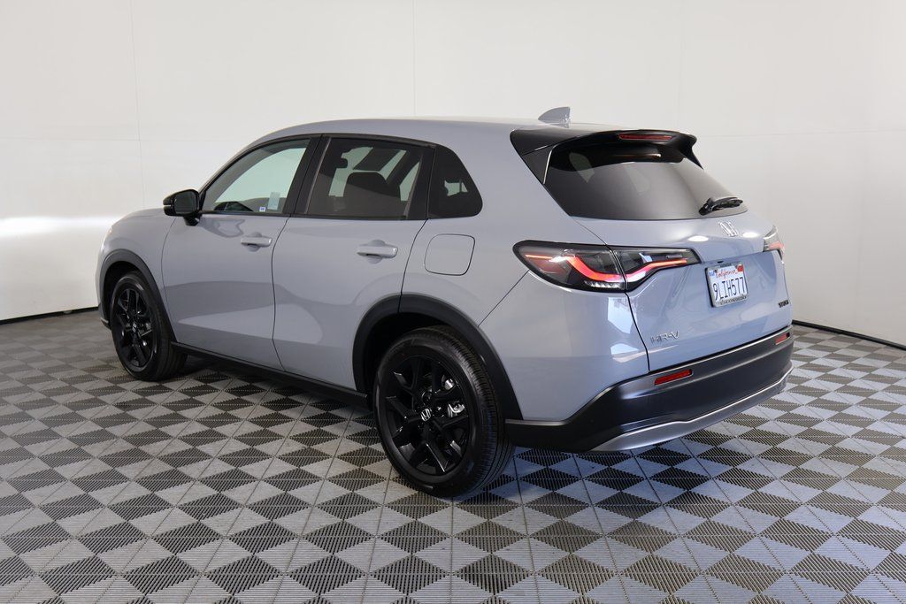 2024 Honda HR-V Sport photo 3